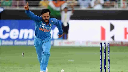Part-timer Kedar Jadhav spun Pakistan with 3 wickets