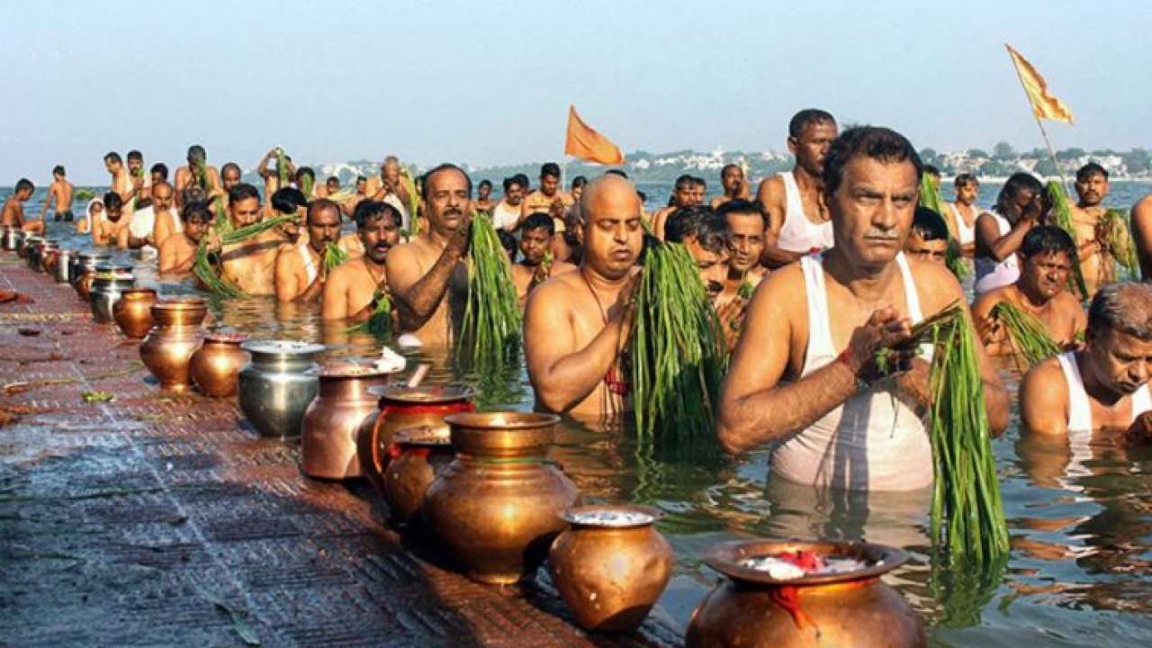 Pitru Paksha 2018: All you need to know about &#39;Shraddha&#39; this year; check dates, time and rituals