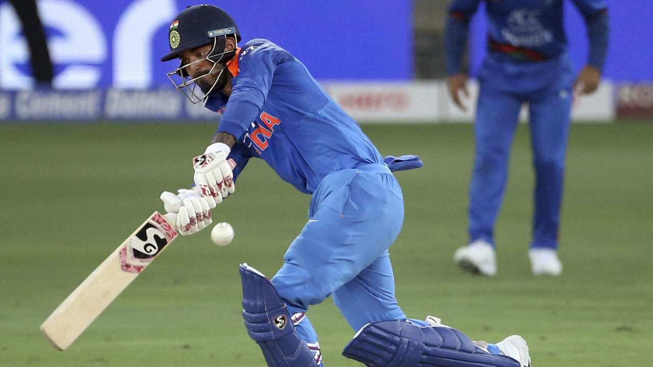 KL Rahul out