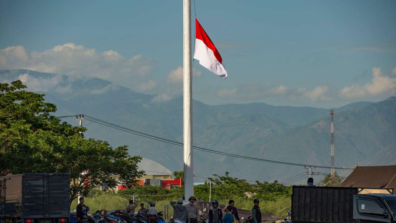 Indonesian flag flies at half-mast