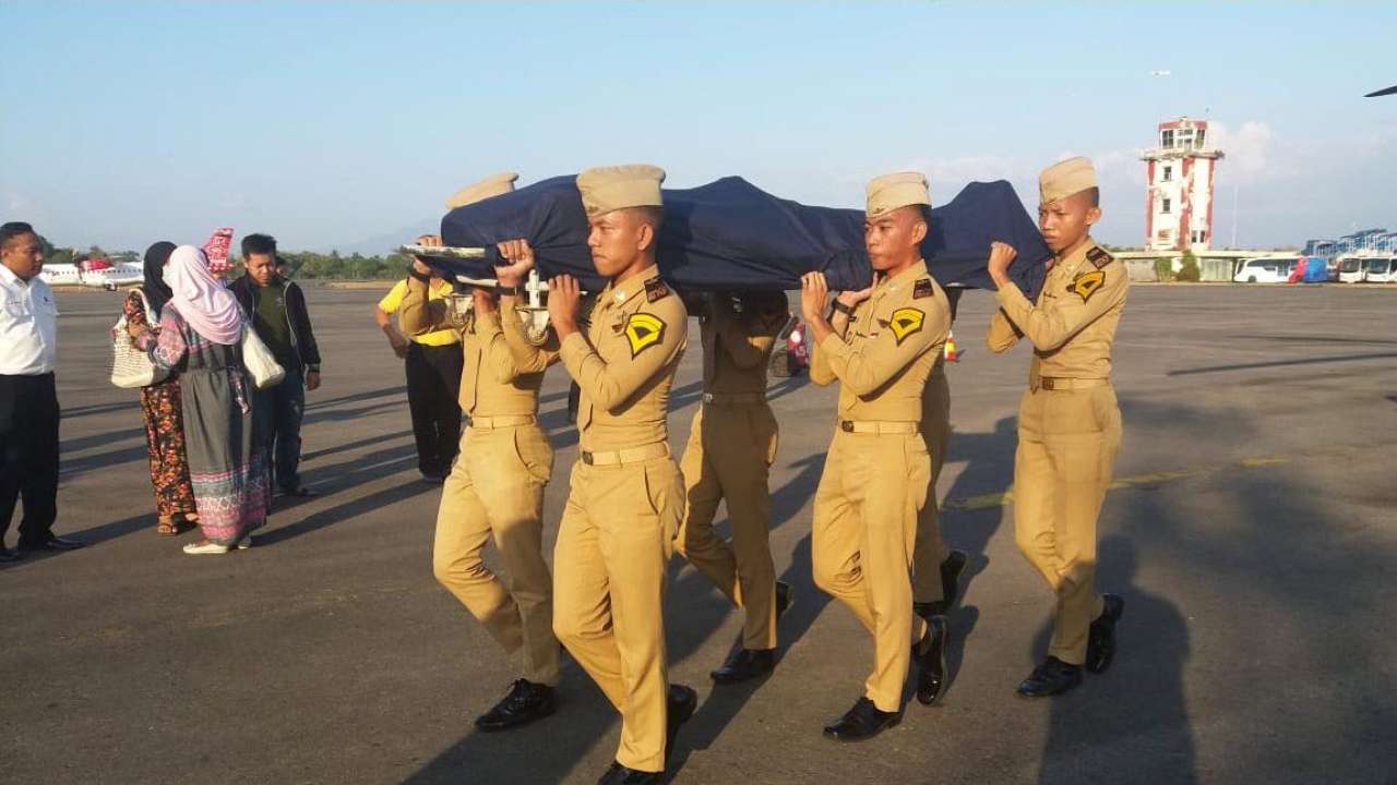 Air traffic controller died in earthquake