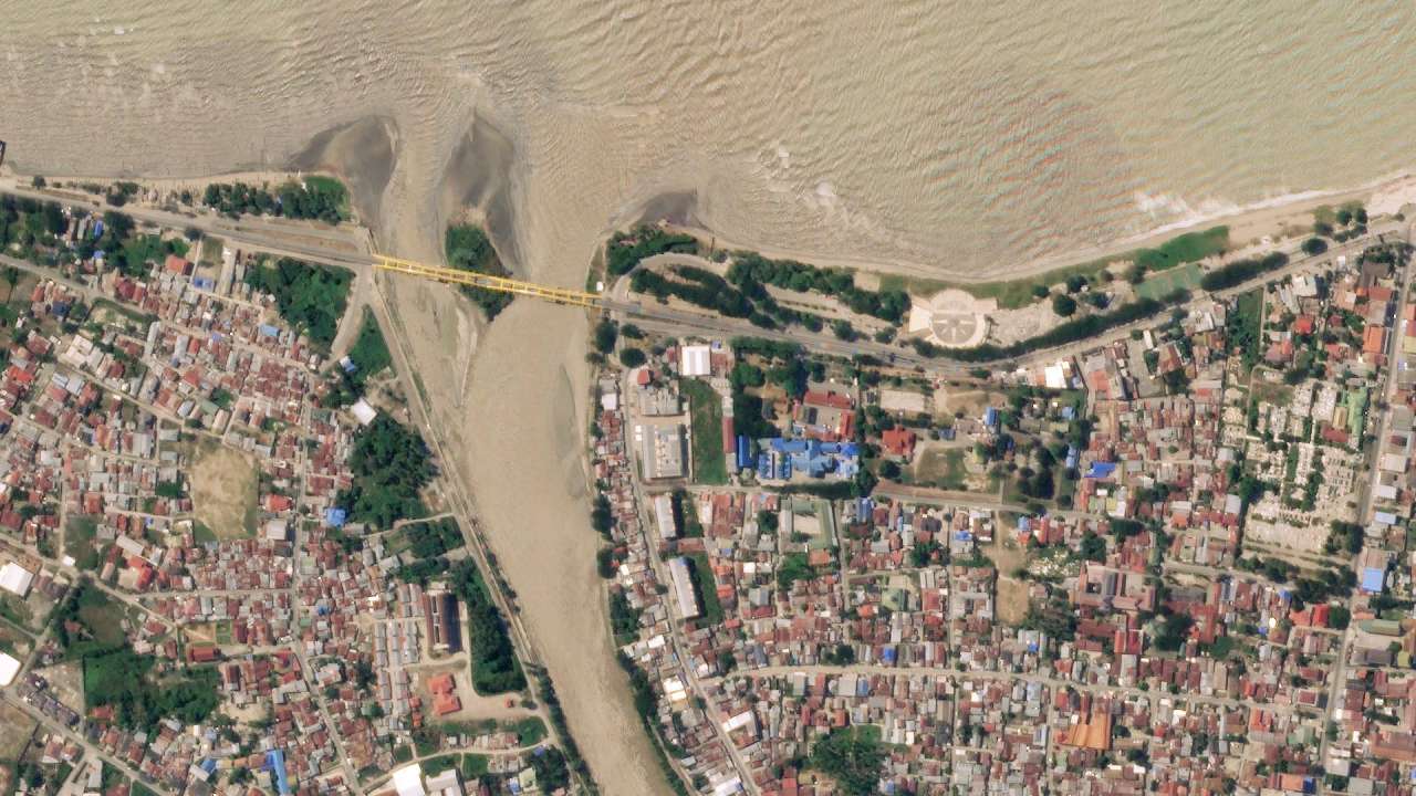 Over 1000 buried in mass grave