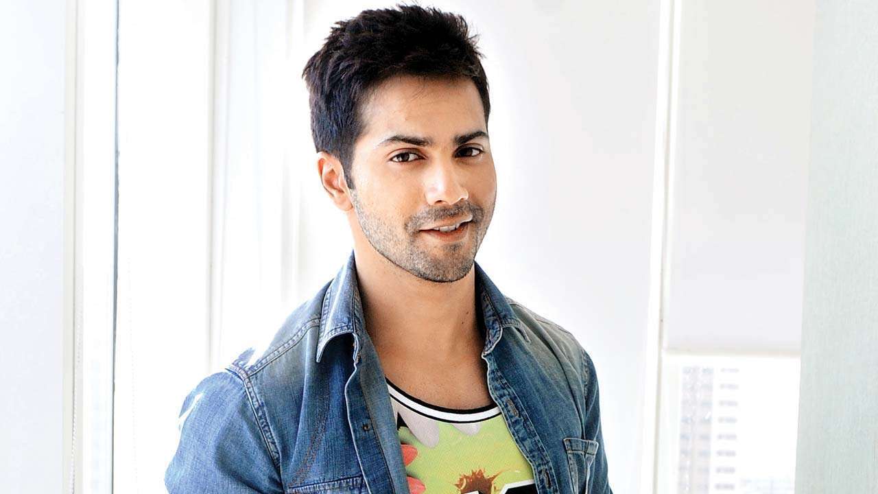 Varun Dhawan celebates the spirit of Swadeshi