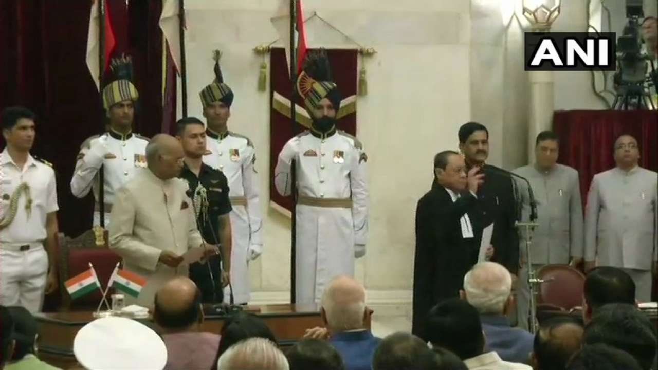 Justice Ranjan Gogoi takes oath as the CJI at Rashtrapati Bhavan Justice Ranjan Gogoi takes oath as the CJI at Rashtrapati Bhavan