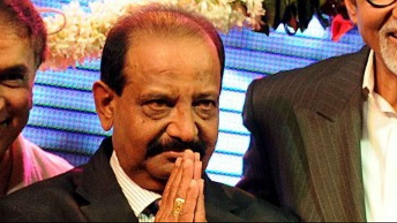6 - Gundappa Vishwanath