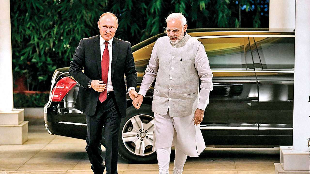 PM Narendra Modi with Russian President Vladimir Putin PM Narendra Modi with Russian President Vladimir Putin