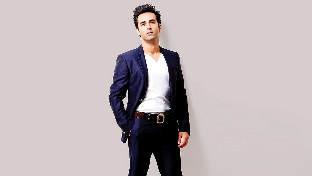 Pulkit Samrat