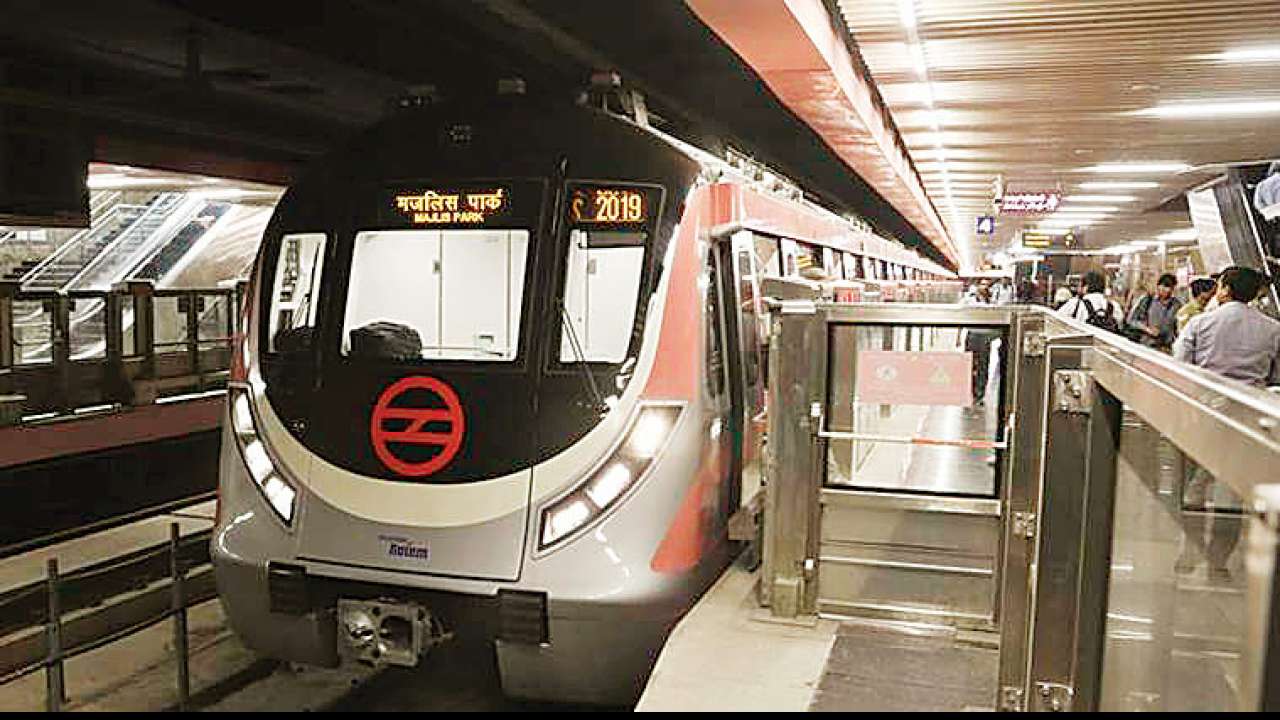 Lajpat Nagar-Mayur Vihar section of Delhi Metro&#39;s Pink line stalled till  December