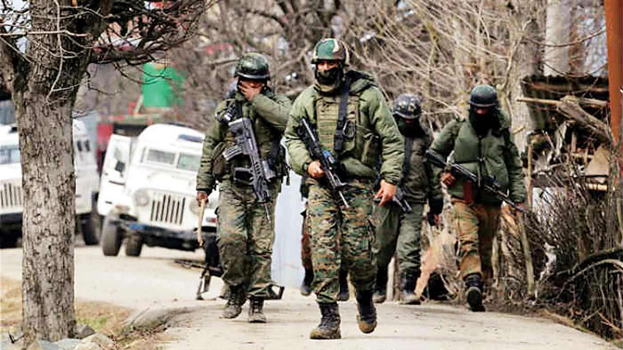 Jammu and Kashmir: 2 terrorists trapped as encounter underway in Handwara