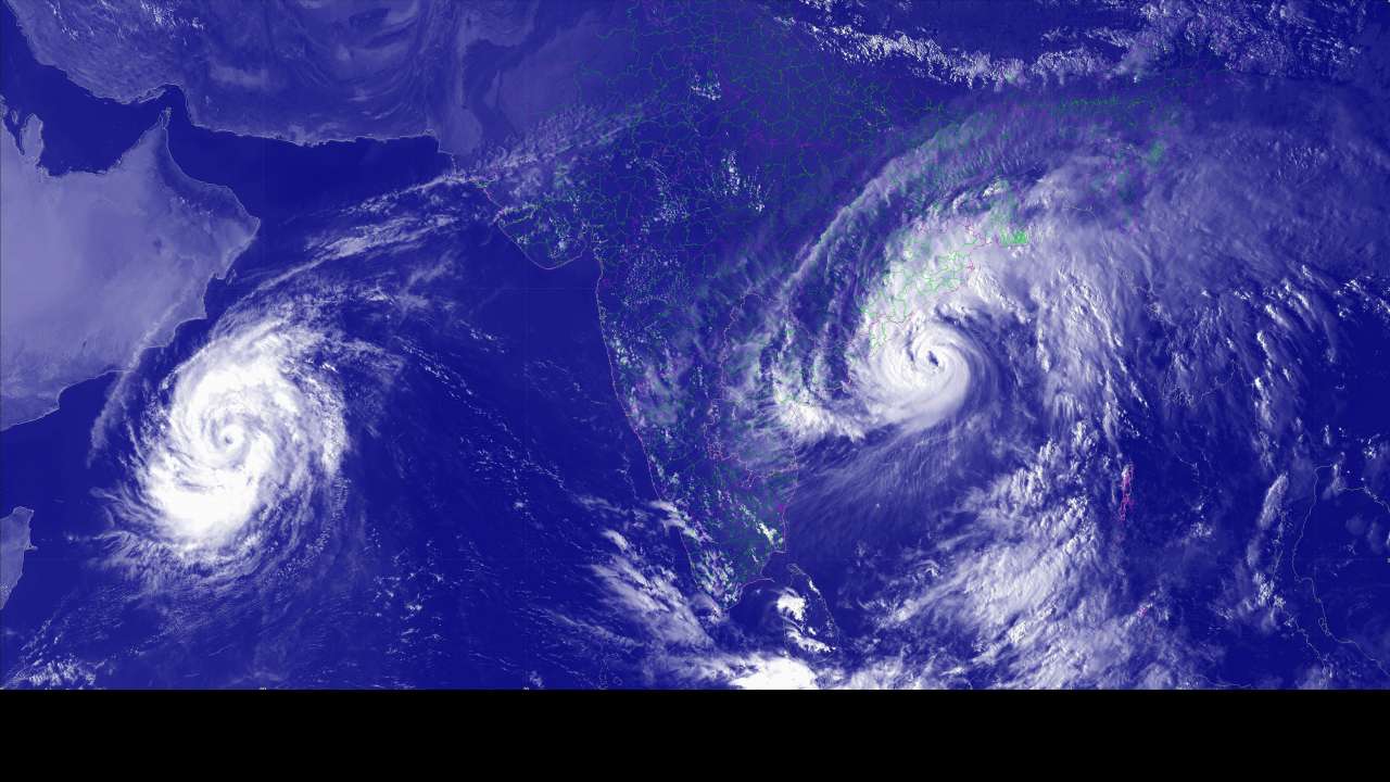 Coastal Observations: Gopalpur reported surface wind speed of 126 kmph