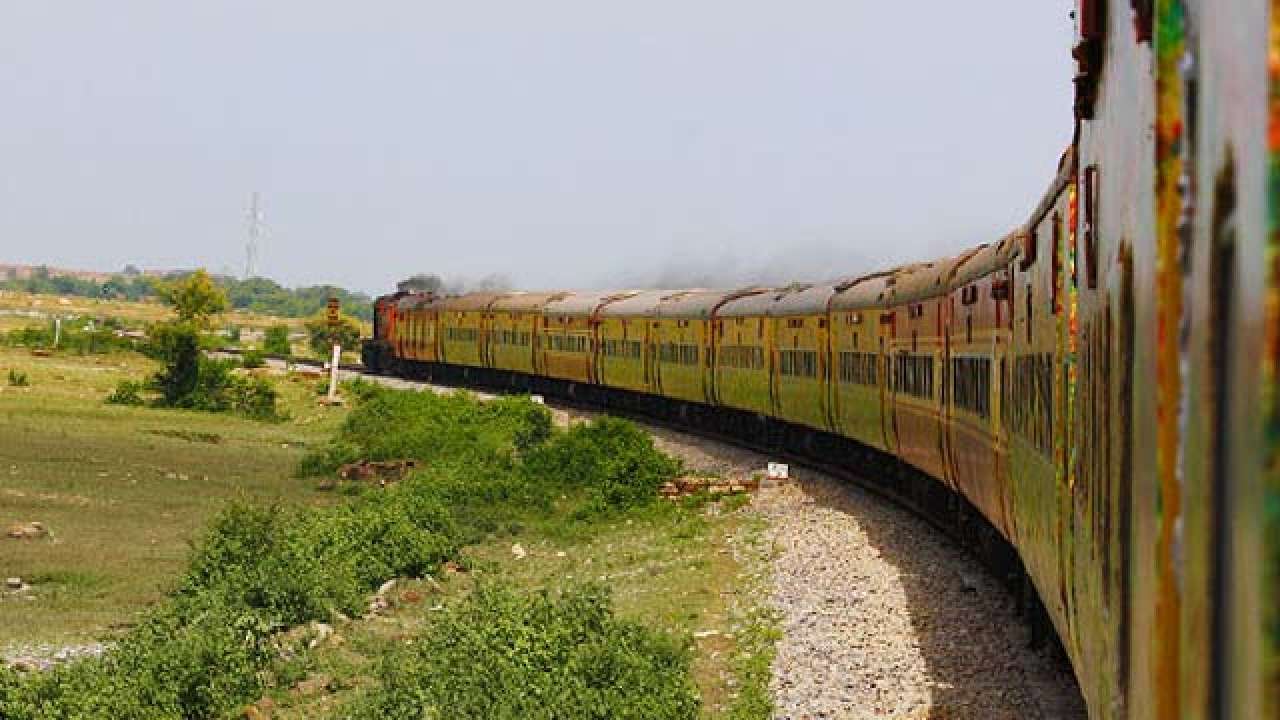 Delhi-Lucknow-Darbhanga