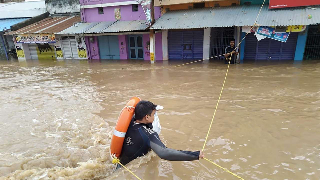 Cyclone Titli: 12 killed in landslide in Odisha, CM Naveen Patnaik ...