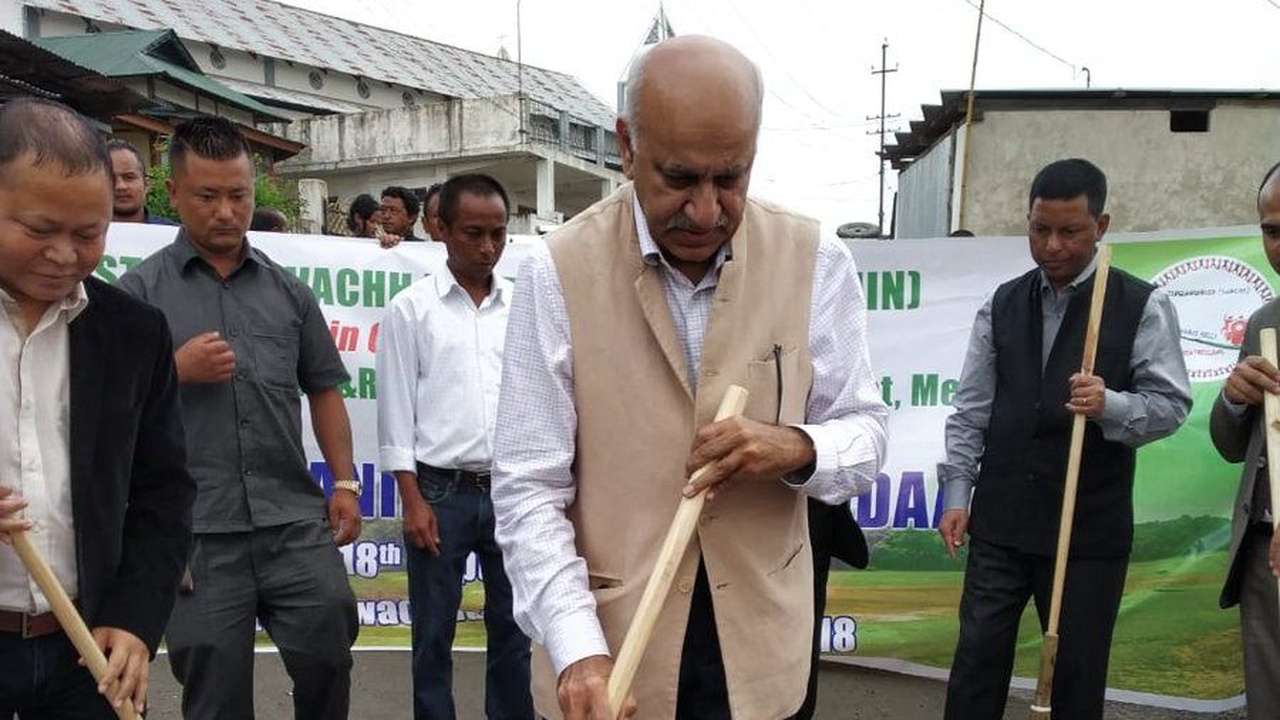 MJ Akbar
