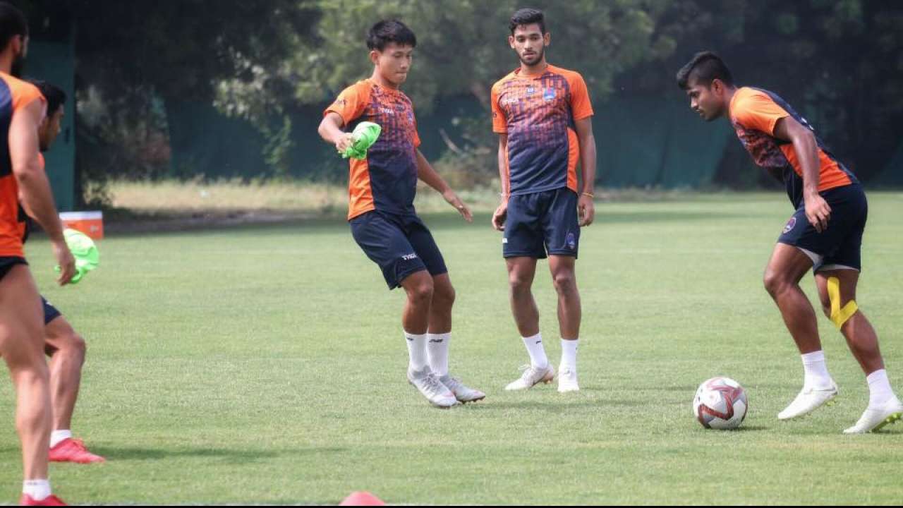 Delhi Dynamos players train ahead of their match against ATK