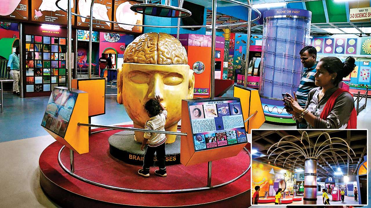 Mumbai Nehru Science Centre Doesn t School Visitors Enough