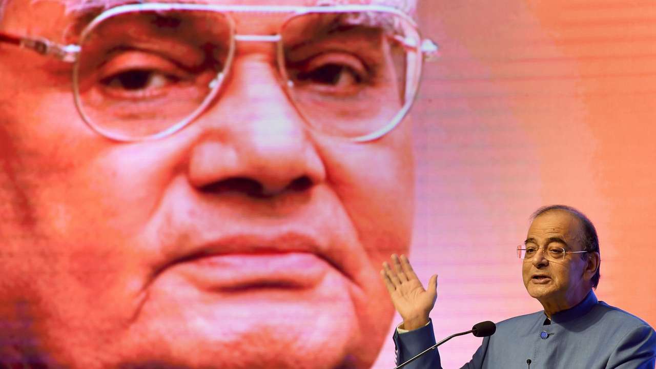 Arun Jaitley delivering speech 