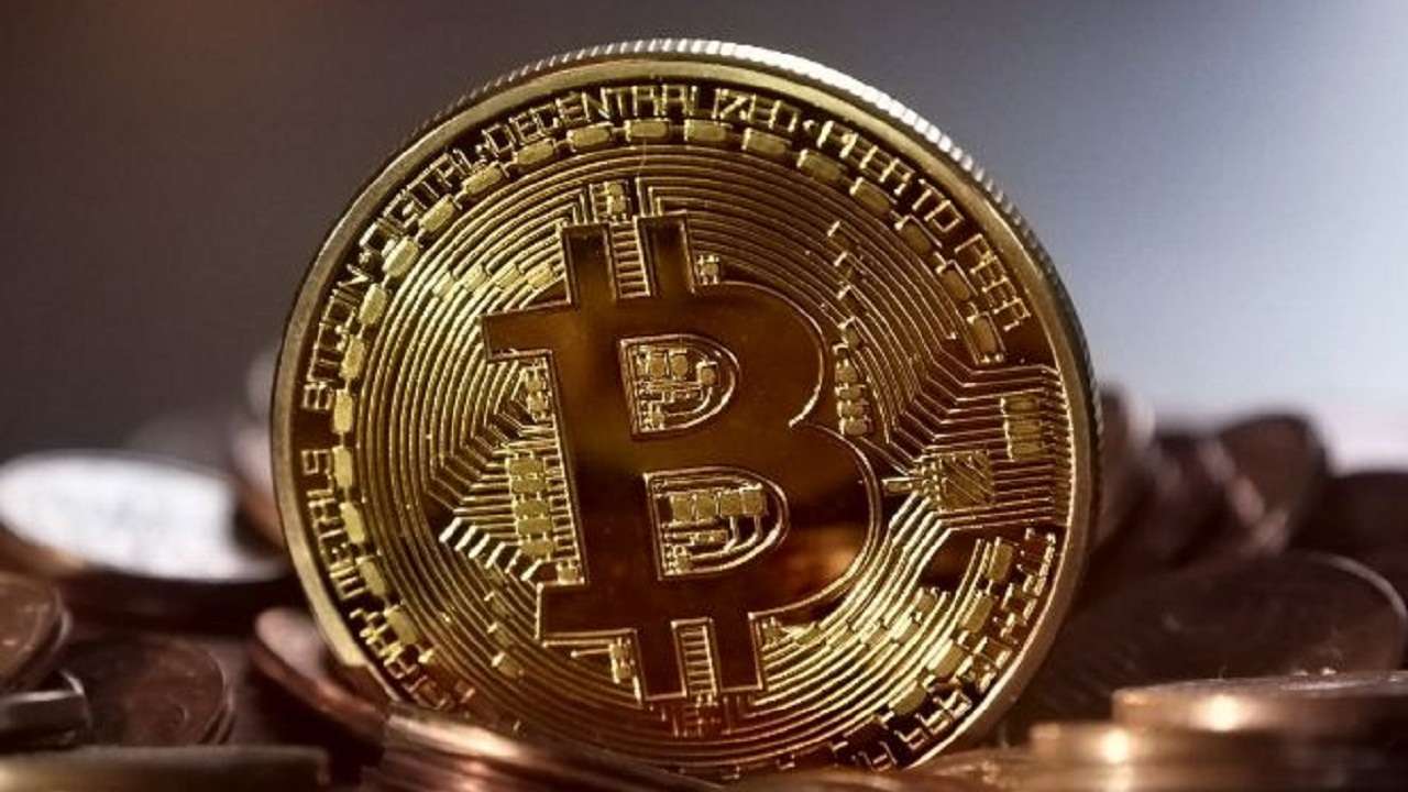 was bitcoin the first cryptocurrency