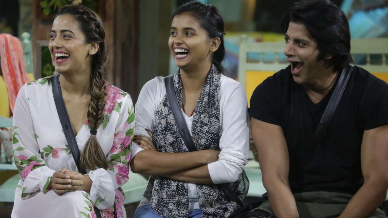 Megha Dhage bonds with Dipika Kakar