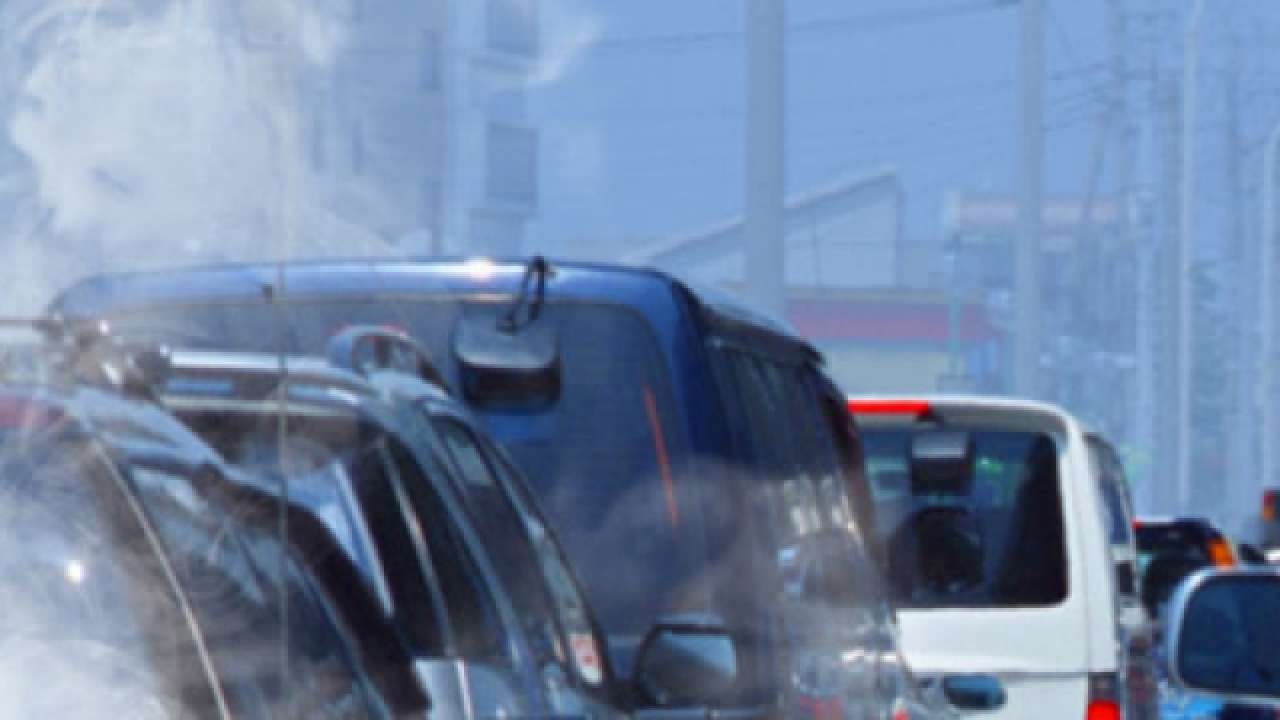 Curbing pollution: sc bans plying of 15-yr old petrol, 10-yr old diesel vehicles in ncr