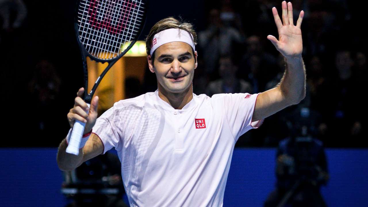 Roger Federer arrives at Paris Masters 