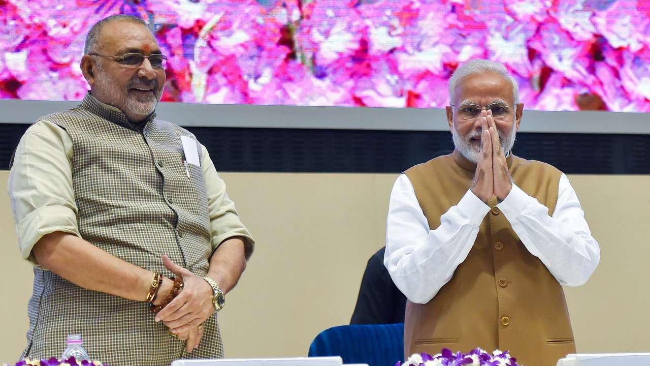 Giriraj Singh and PM Modi