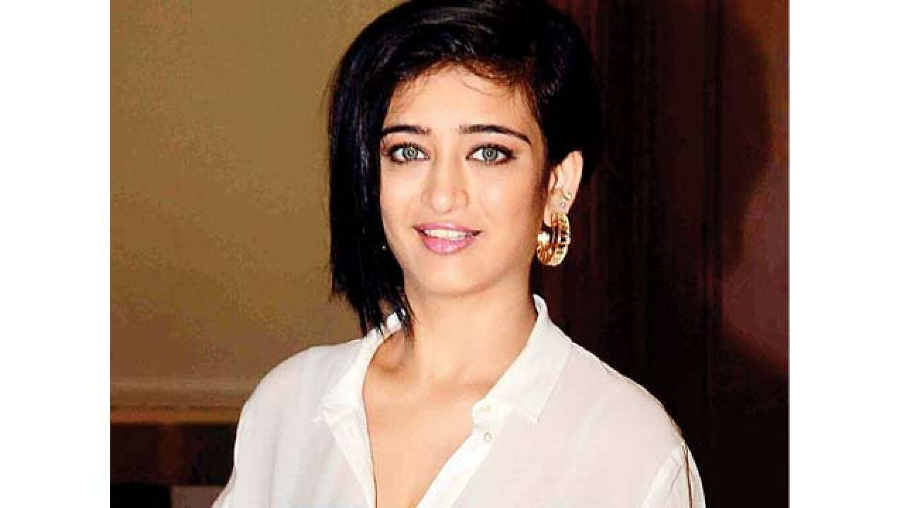 Akshara haasan leaked pictures