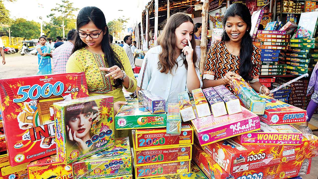 Sivakasi: 8 lakh firecrackers industry workers may lose jobs