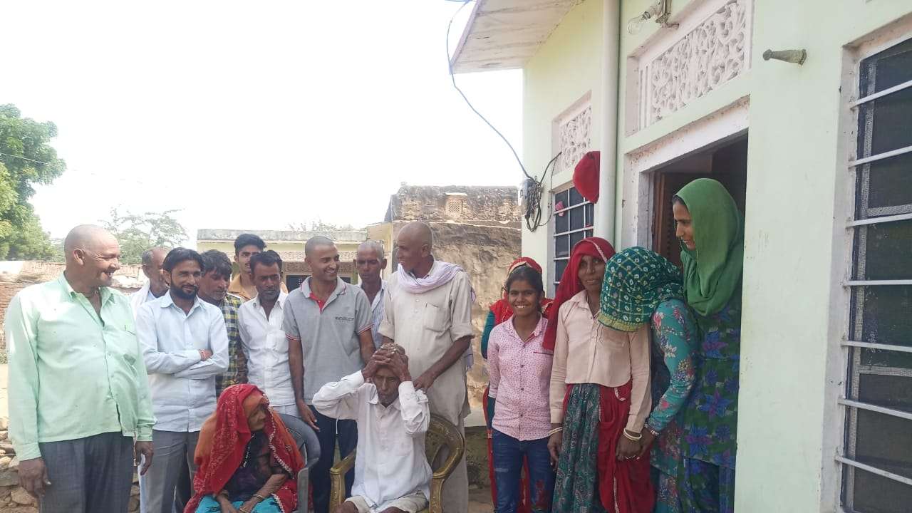  95-year-old ‘dead man’ shivers during last rites