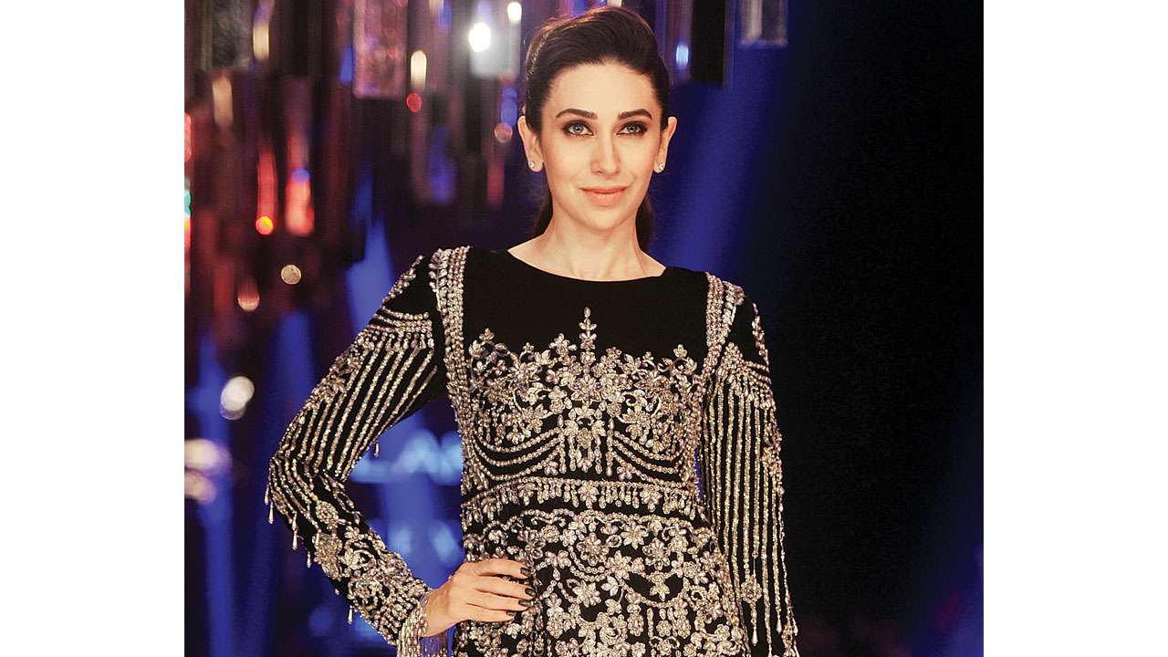 1280px x 720px - Karisma Kapoor: Mental Health shouldn't be a taboo topic anymore