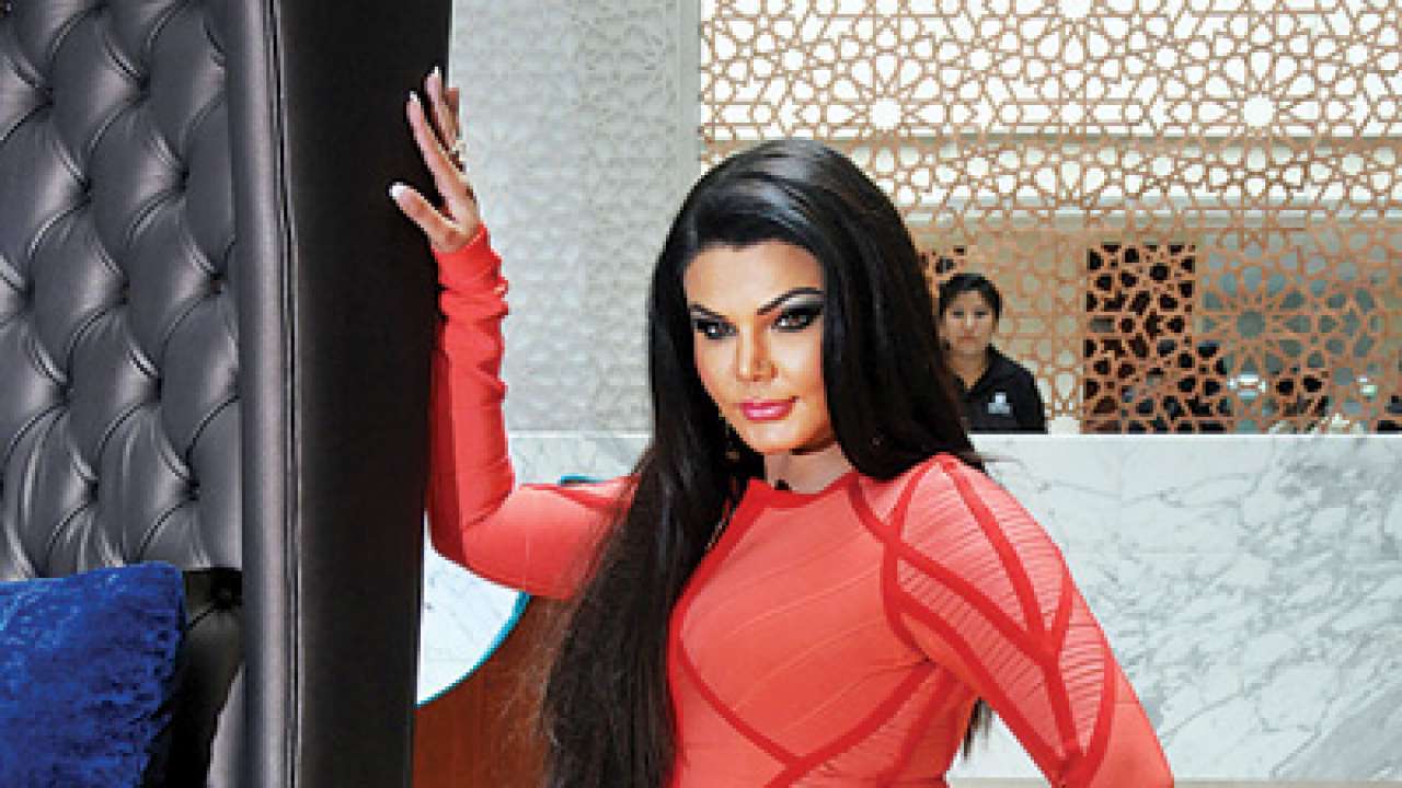 Rakhi Sawant lands in hospital after challenging CWE wrestler to bout