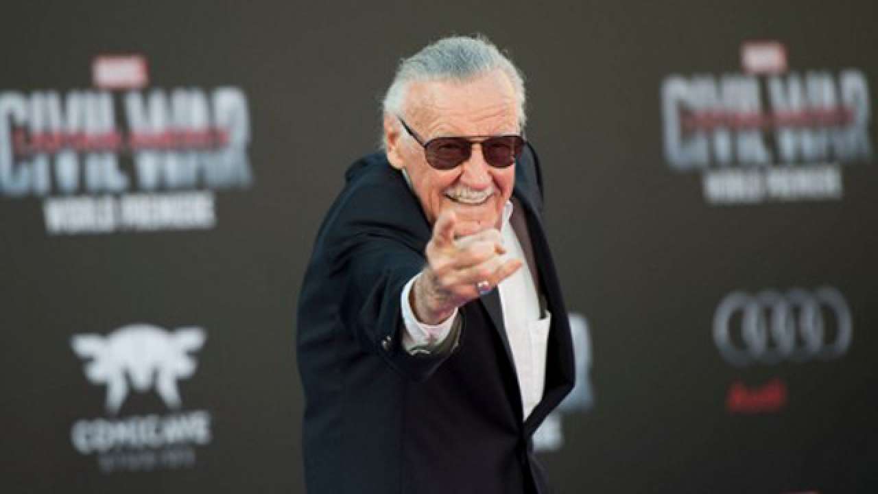 Bollywood mourns Stan Lee's death 