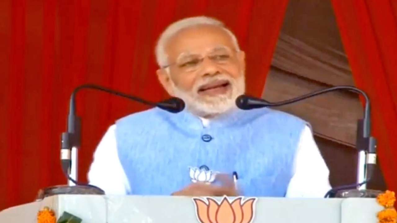 PM Modi during his Alwar rally
