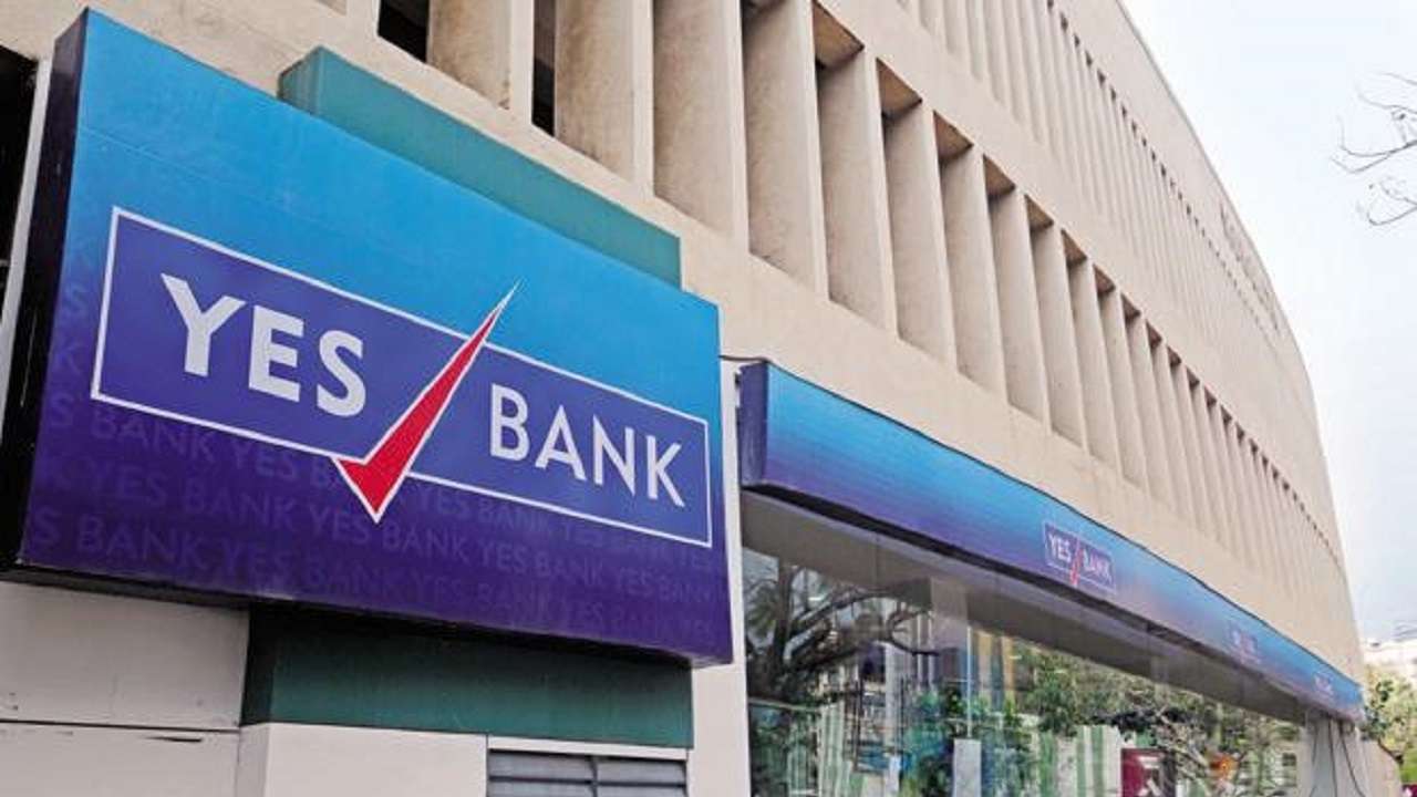 Moody's downgrades Yes Bank ratings, changes outlook to negative