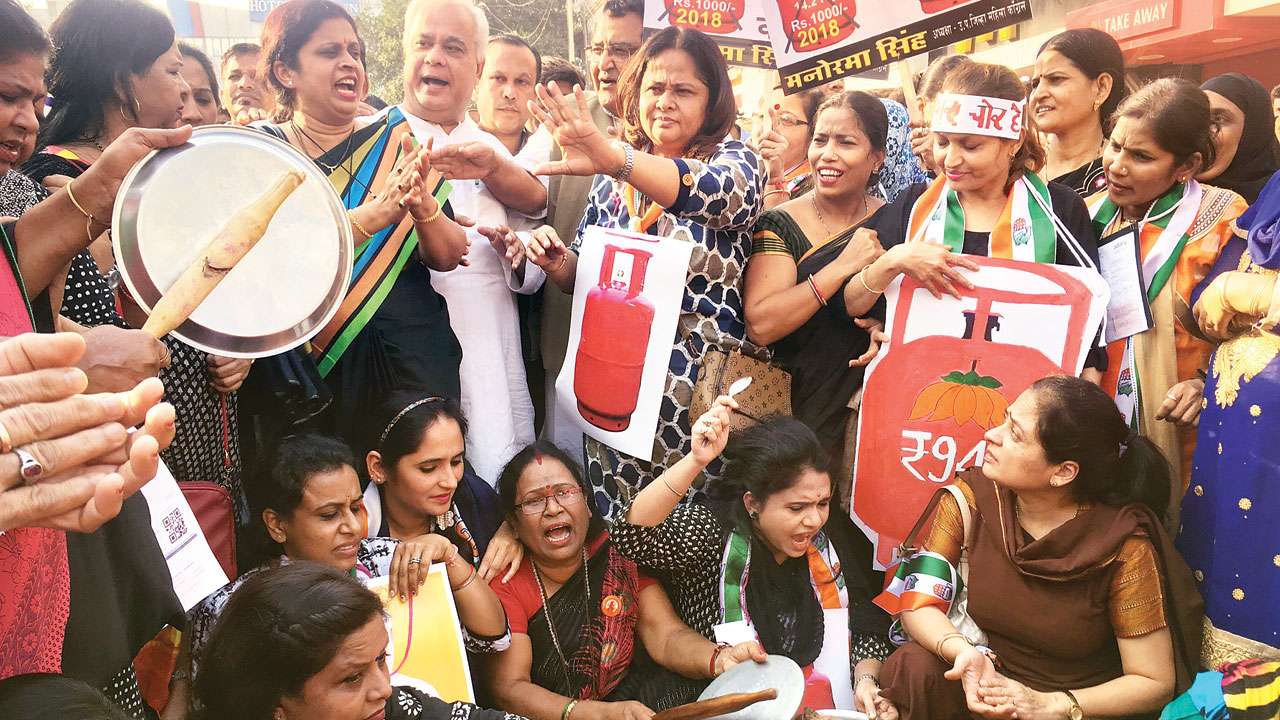 Women Congress workers