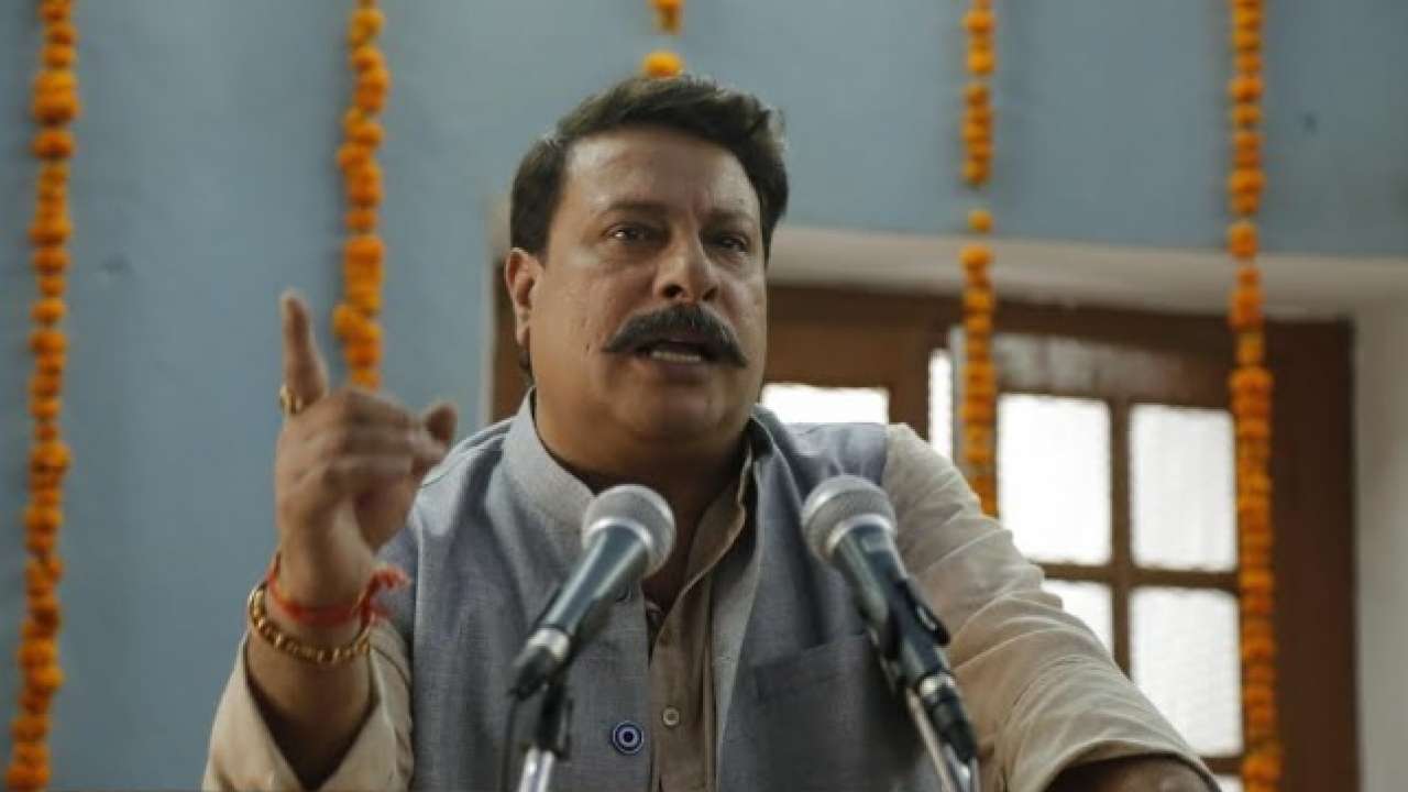 Tigmanshu Dhulia in Rangbaaz