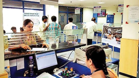 Banks to charge account holders