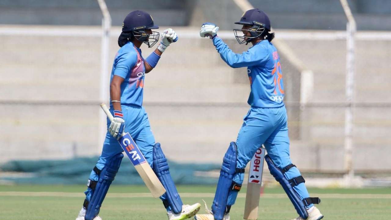 Harmanpreet and Smriti