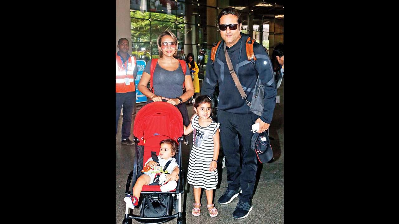 SCOOPS: Fardeen Khan to throw a lavish bash for daughter Diani's