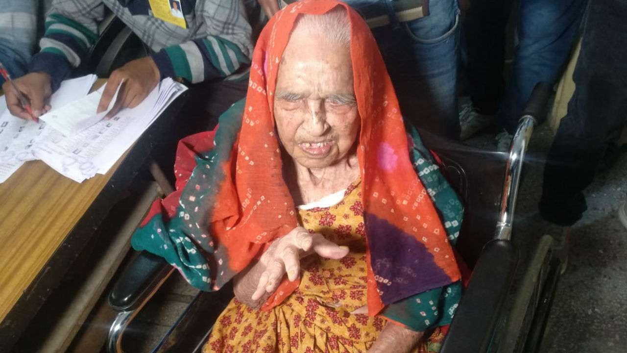 108-year-old lady in Jaipur