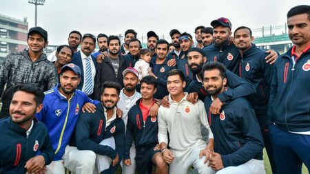 Gautam Gambhir with Delhi Team