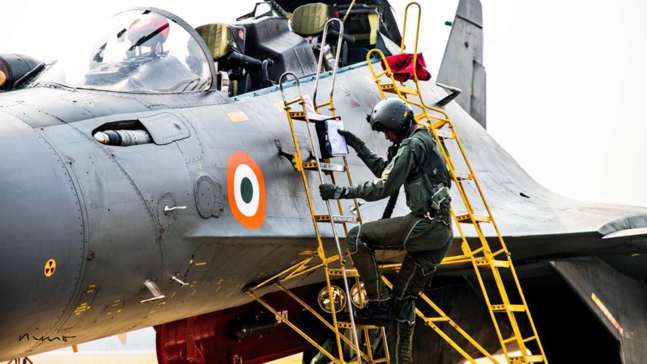 Su-30MKI aircraft is participating in the exercise