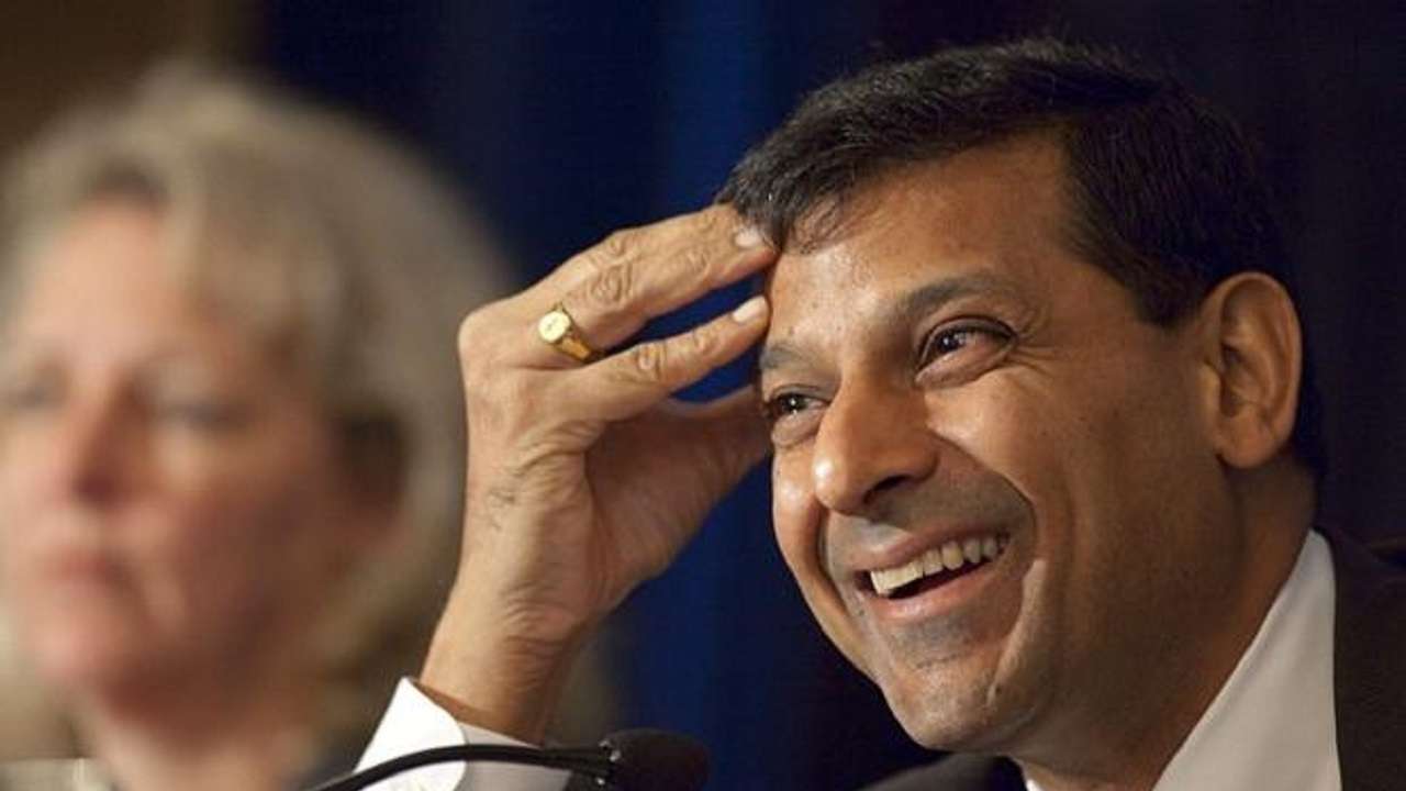 India needs to have a good oil hedging policy: Raghuram Rajan