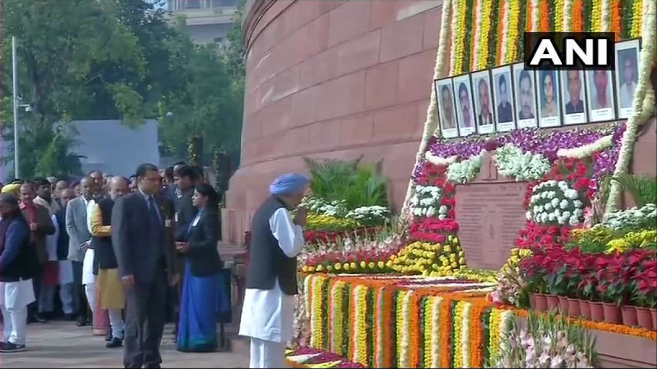Manmohan Singh pays tribute to 2001 Parliament attack martyrs
