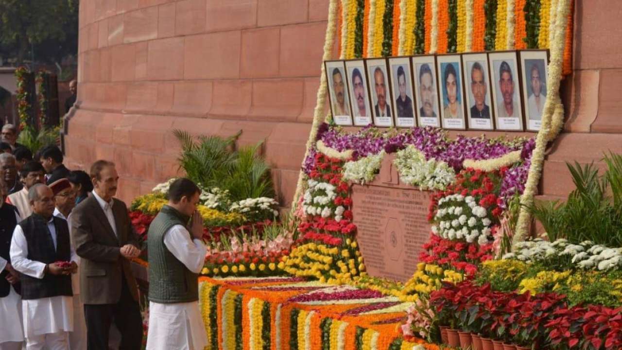 Rahul Gandhi pays tribute to martyrs of the 2001 Parliament attack