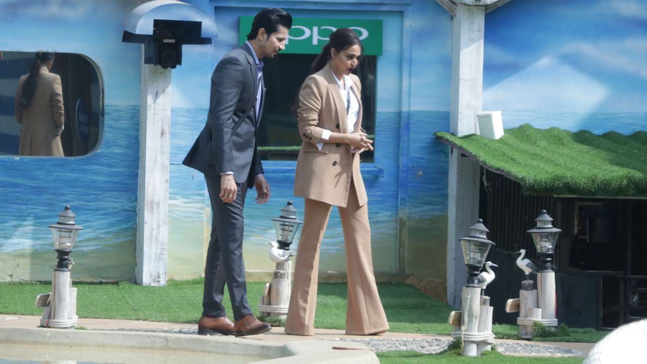 Swara Bhasker and Sumeet Vyas in the house