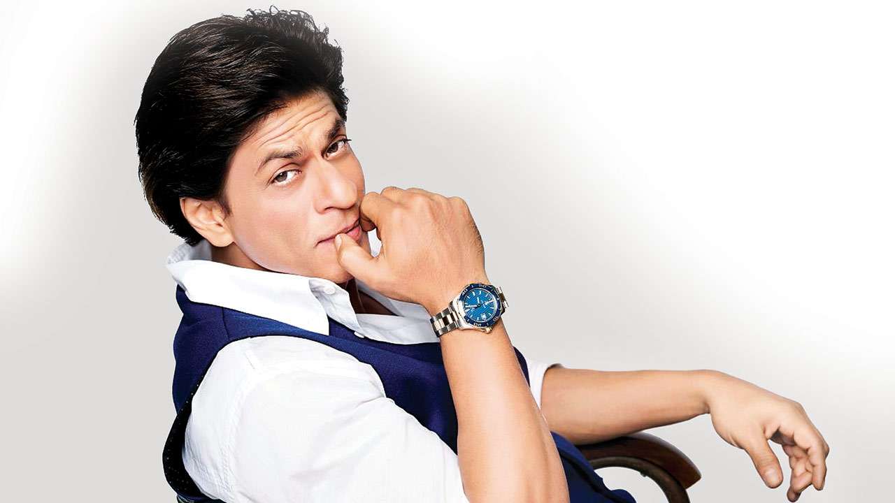 Shah Rukh Khan wears black suit for Delhi event, fans call him 'so dashing'  | Bollywood - Hindustan Times