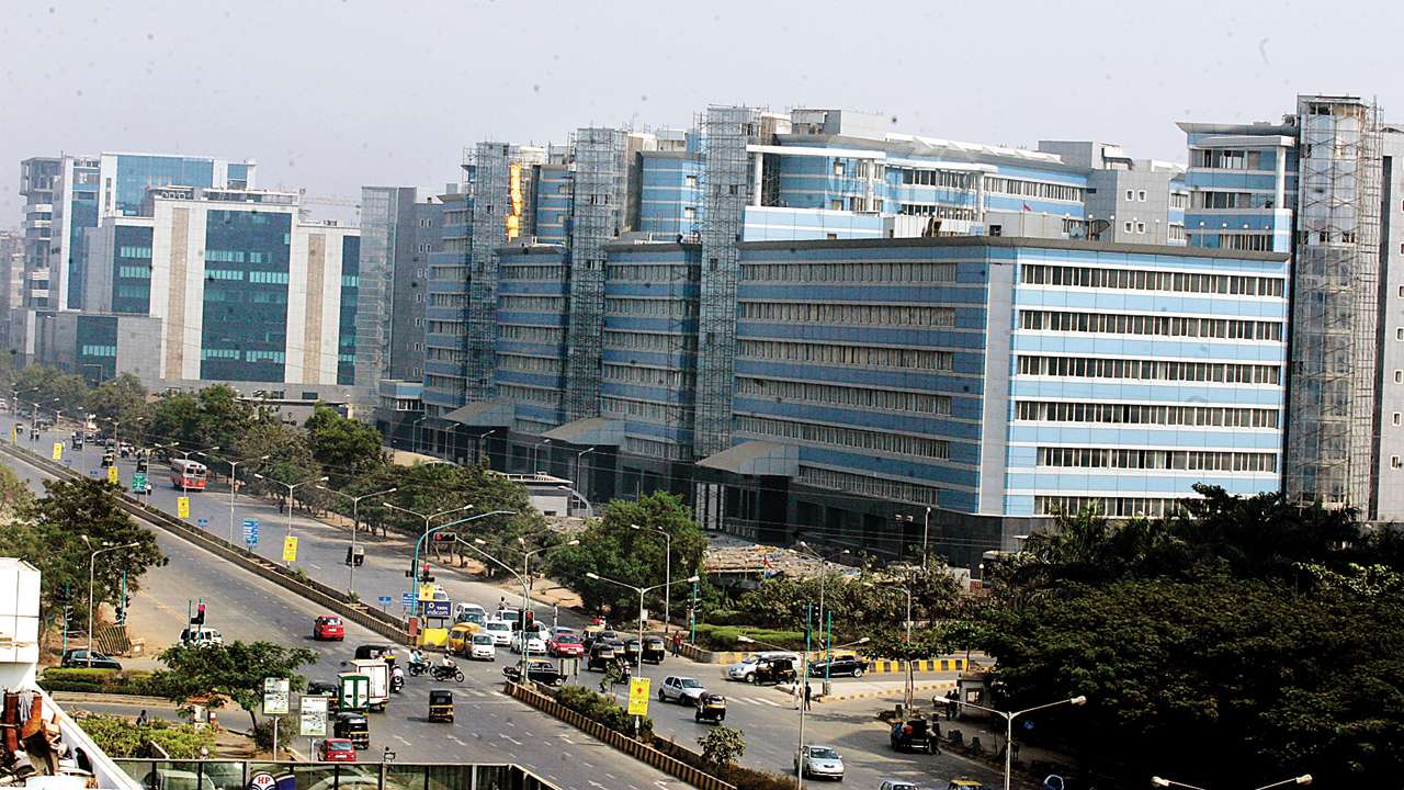 commercial-districts-on-lines-of-bandra-kurla-complex-proposed