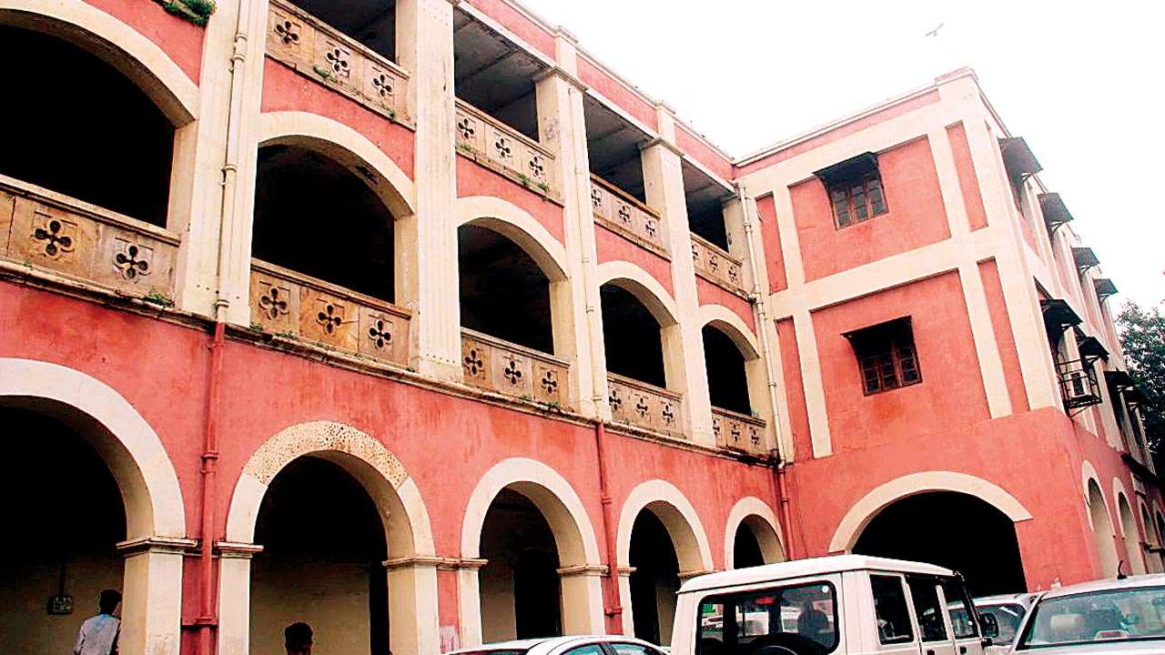 AMC