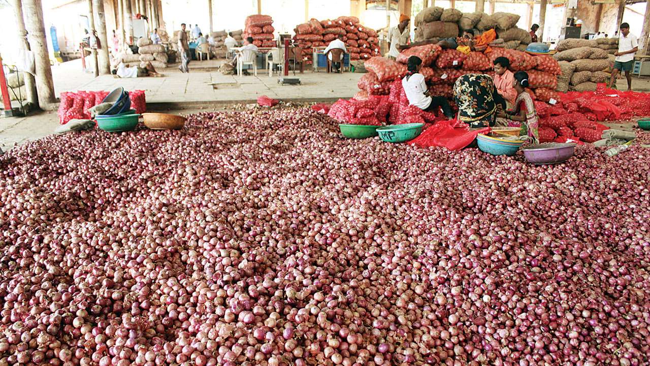 Maharashtra government wipes tears of onion ryots