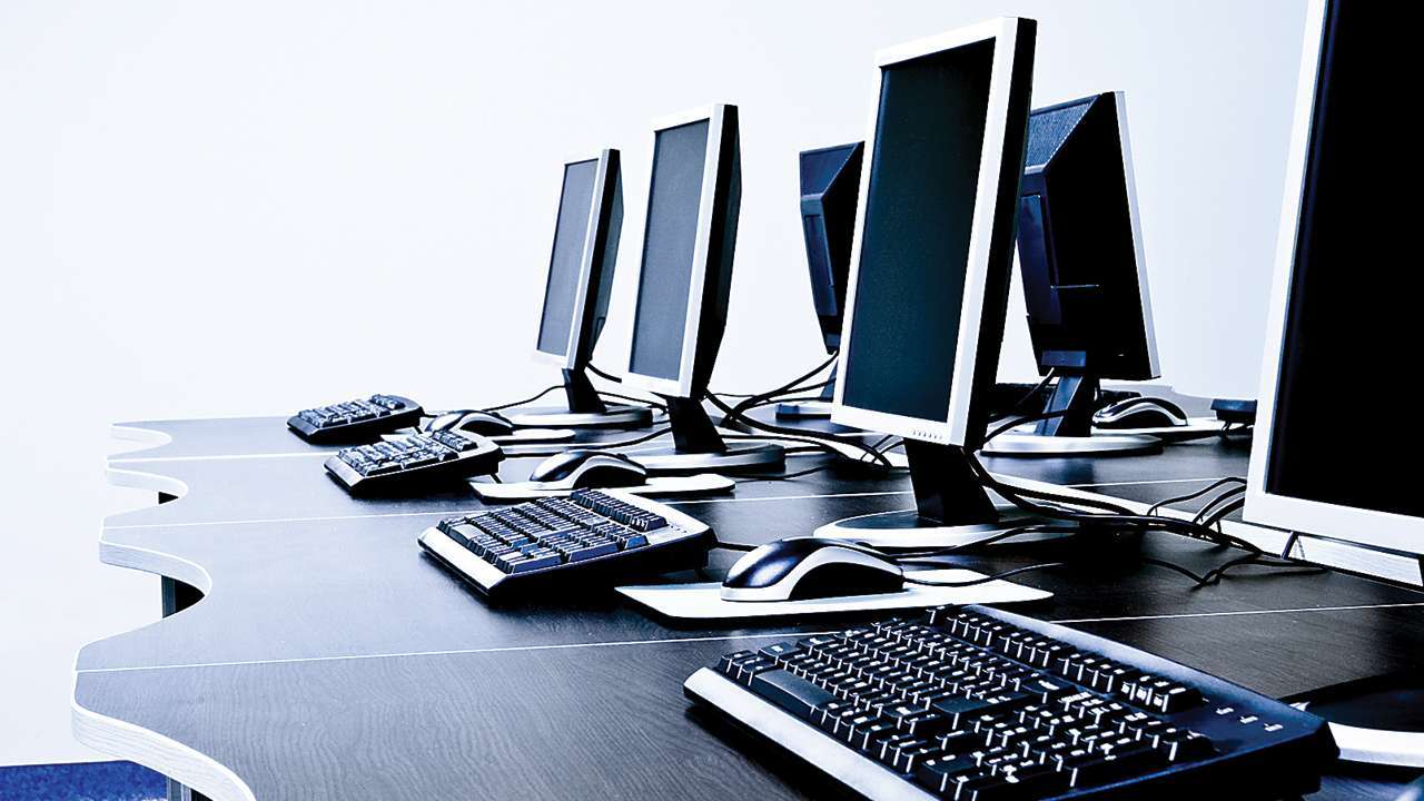  Computers